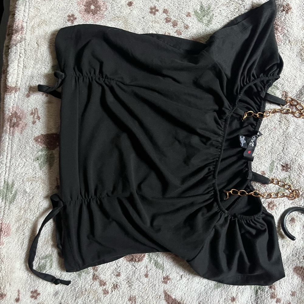 Black Off-Shoulder Top with Chain Straps